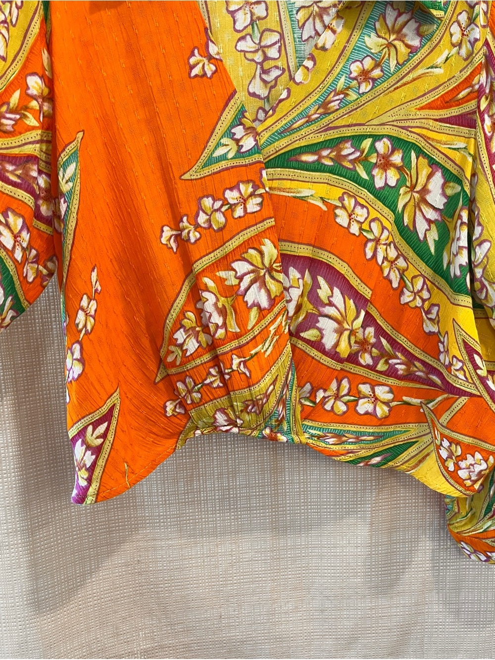 Haute Hippie Cropped Top Paisley Boho Vibrant Festival Playful - Picture 8 of 15